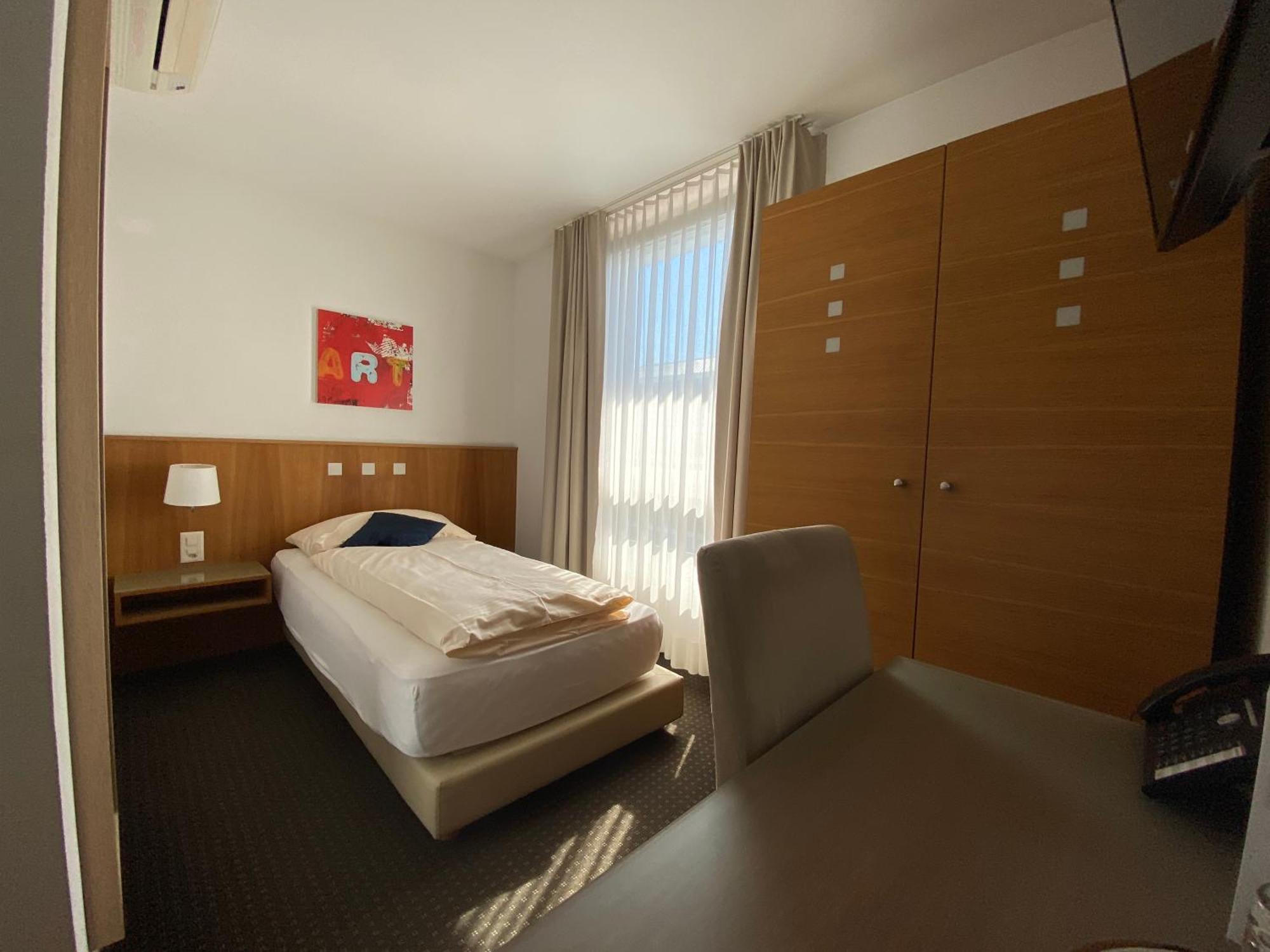 Businesshotel Lux Hotel