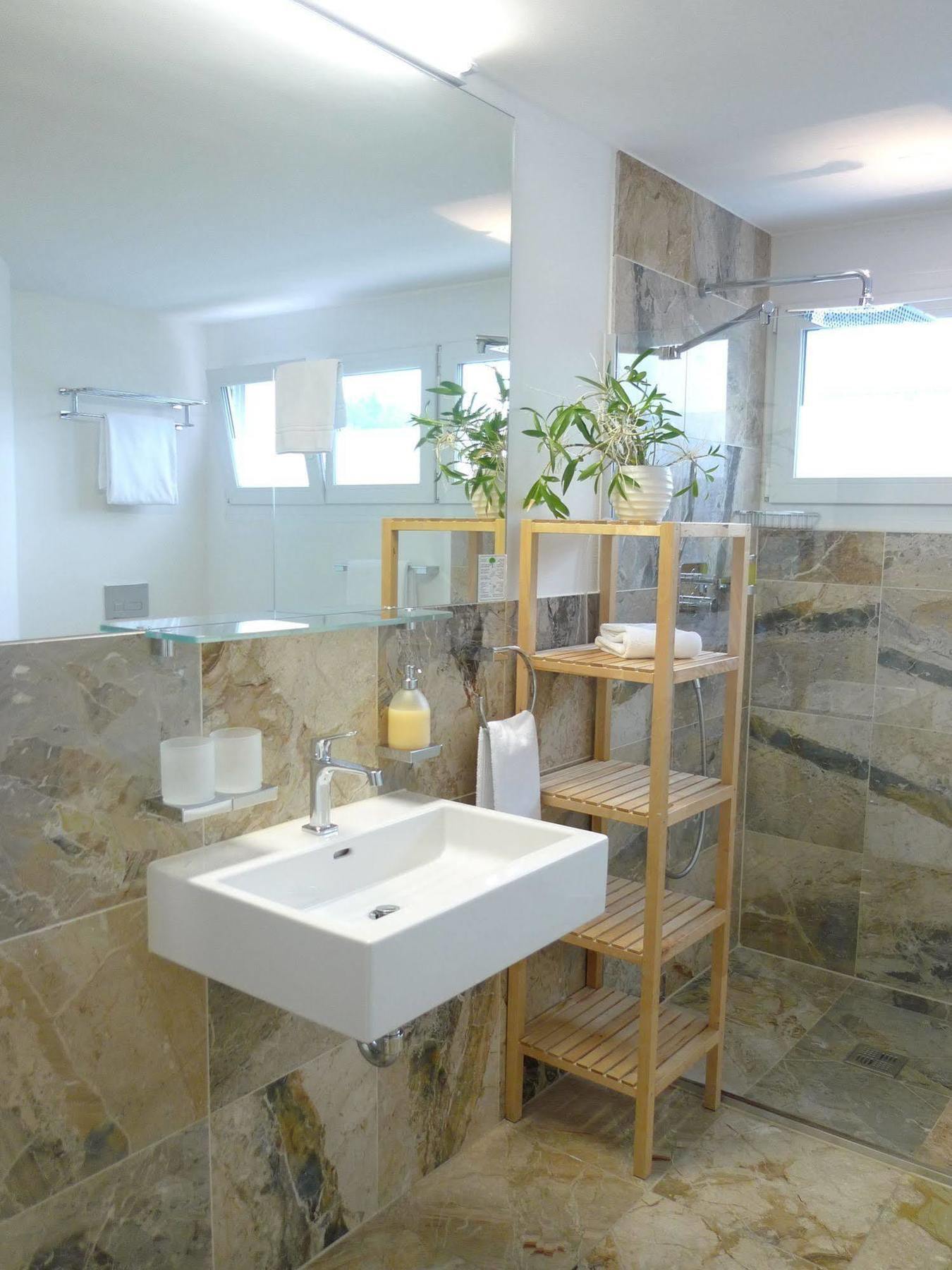 Hotel Businesshotel Lux 3*